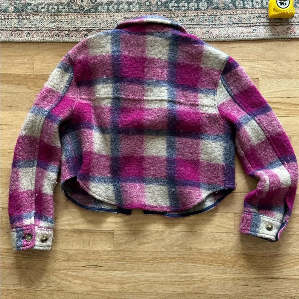 Aritzia excellent preowned